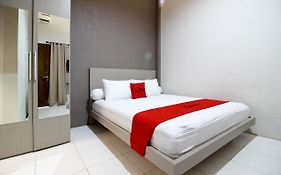 RedDoorz Plus near UPN Jogjakarta 2